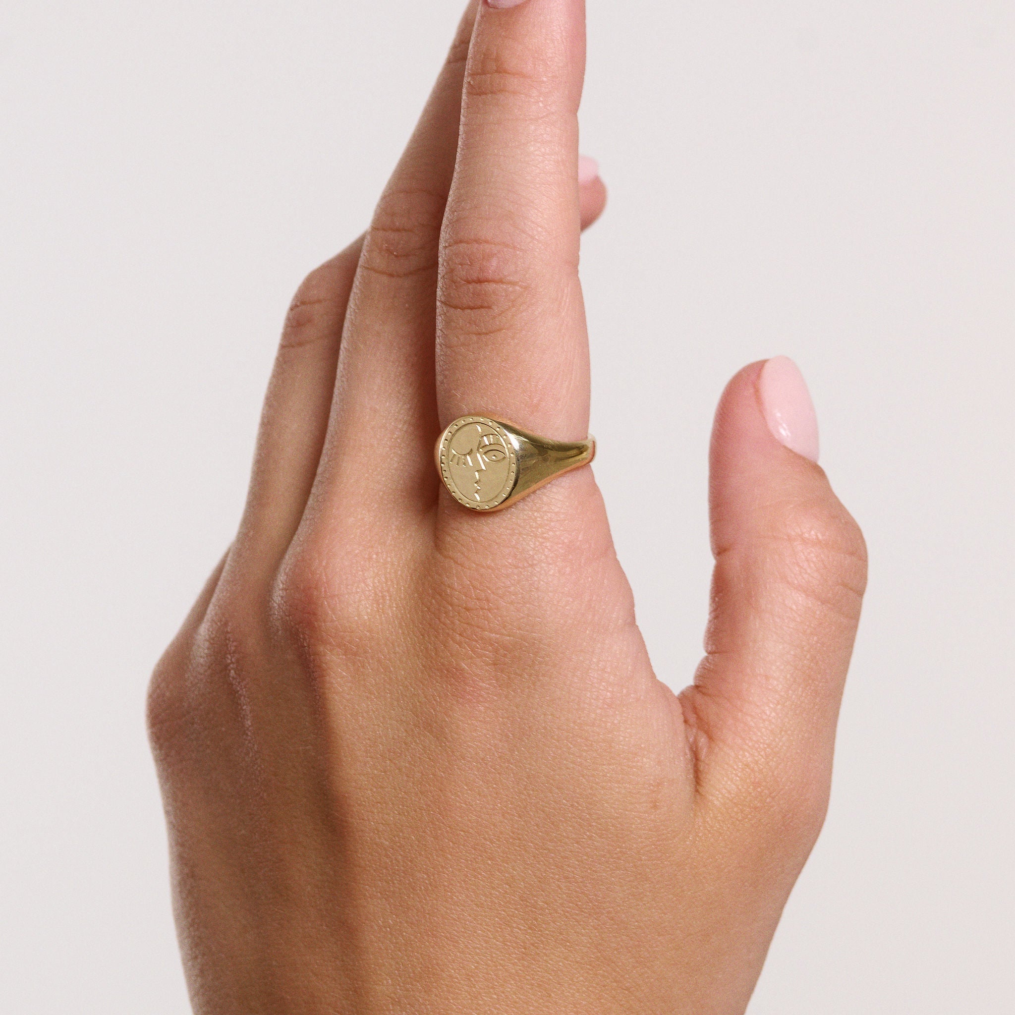 The Storytellers Signet Ring Gold - Eliise Maar Jewellery