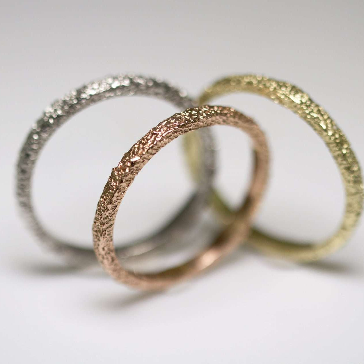 Thin Frost White Gold Wedding Band